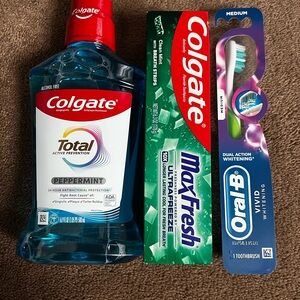 Colgate Total Peppermint Mouthwash & MaxFresh Toothpaste, med toothbrush Bundle